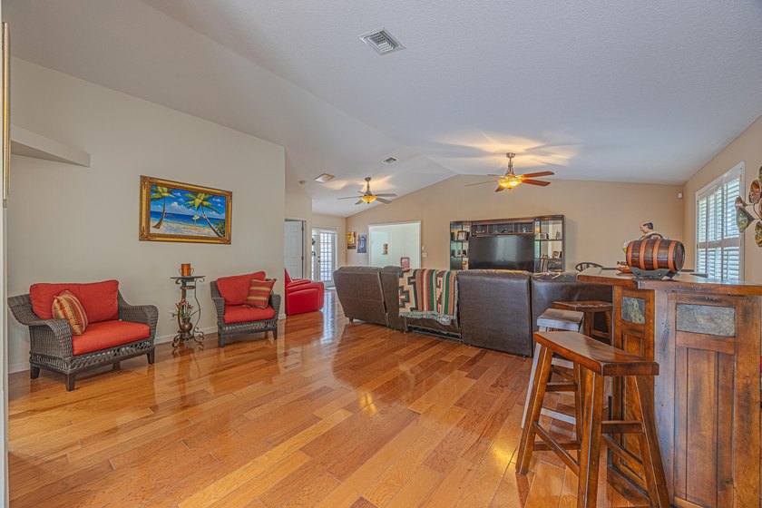 Country Living at its finest- Large, well appointed home located - photo 14