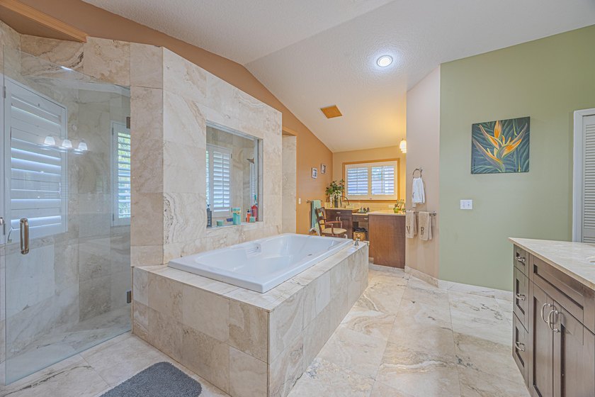 Country Living at its finest- Large, well appointed home located - photo 21