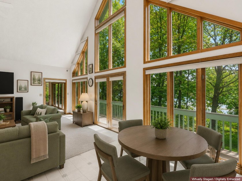 Welcome to this spacious Northwoods waterfront retreat on - photo 7