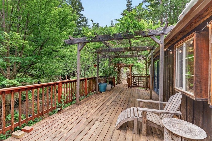 Enjoy the best of Boulder Creek living at this beautiful - photo 38