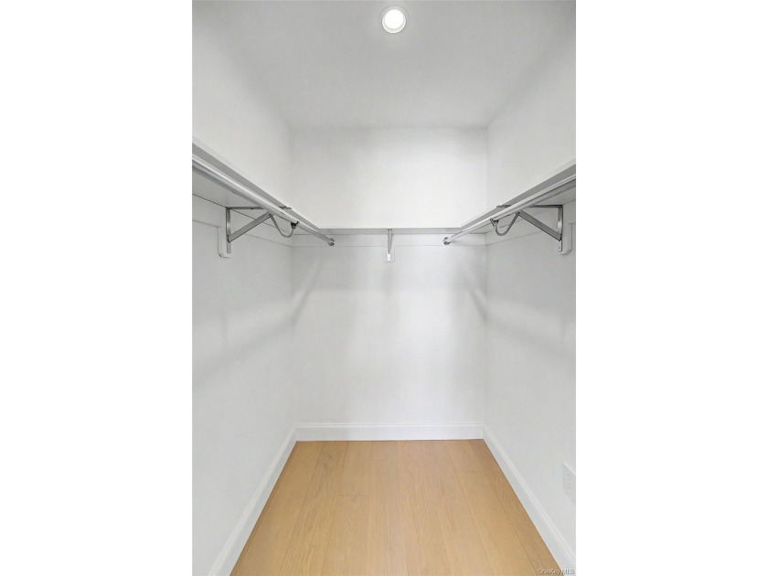 A rare opportunity to own a fully renovated semi-attached 663 - photo 15