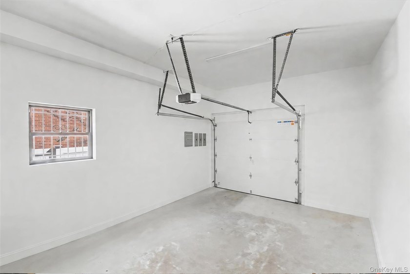 A rare opportunity to own a fully renovated semi-attached 663 - photo 22