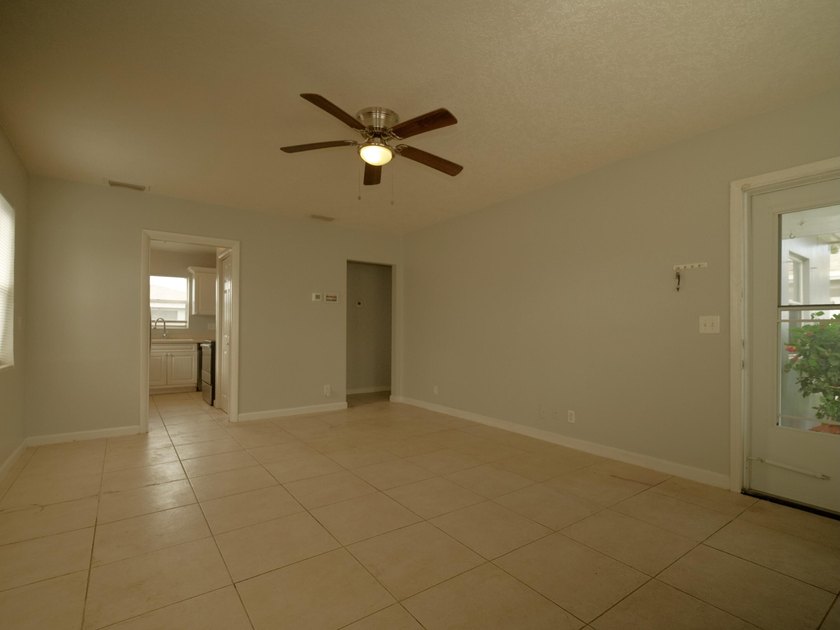 Charming opportunity steps from Singer Island! This property - photo 2