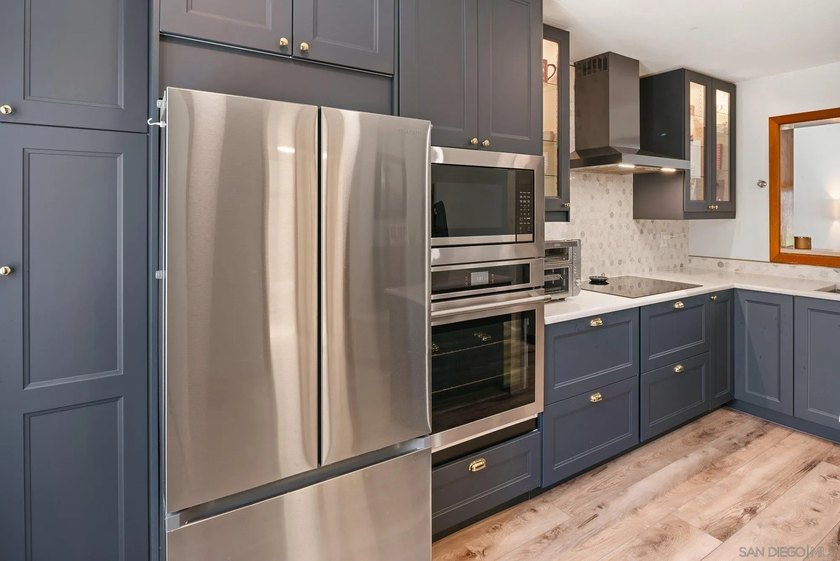 Set in a peaceful VA-approved community in North Escondido, this - photo 8