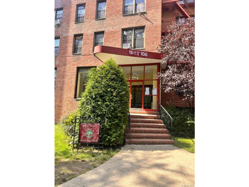 1-bedroom apartment located in Flushing - photo 2