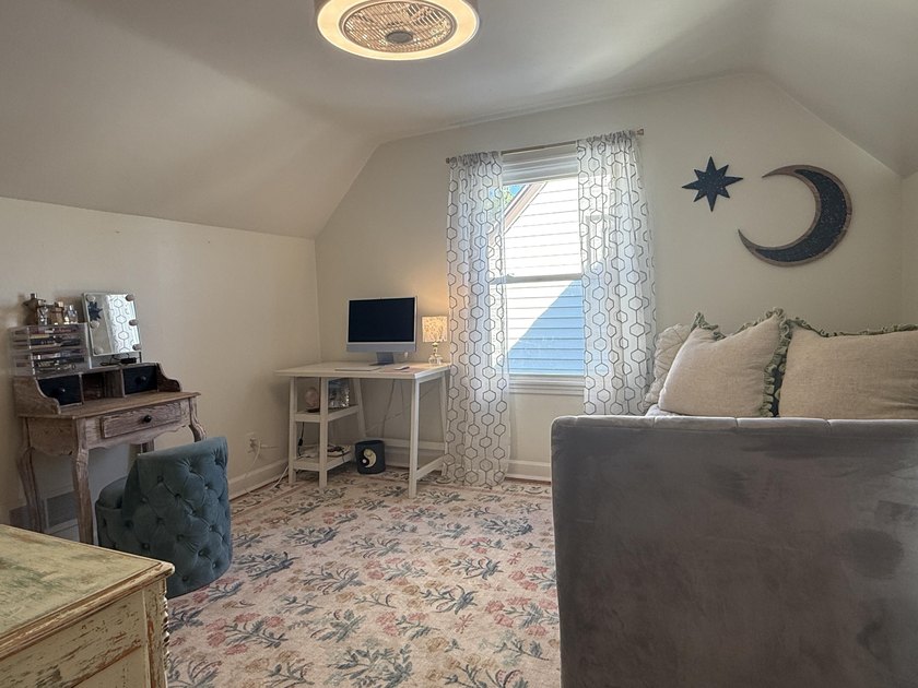 Welcome to this charming 3-bedroom Cape Cod in Cudahy! The main - photo 14