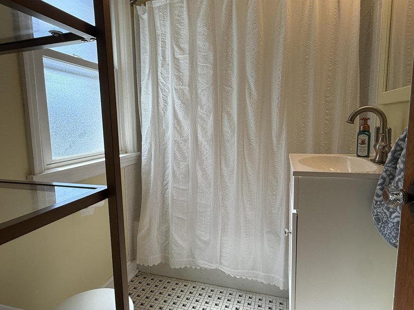 Welcome to this charming 3-bedroom Cape Cod in Cudahy! The main - photo 16