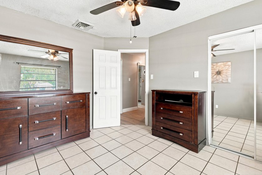 Don't miss this beautifully maintained 3-bedroom, 2-bath home - photo 23