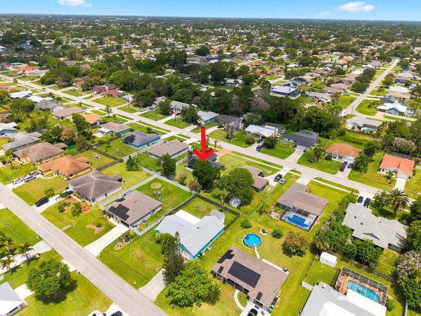 Don't miss this beautifully maintained 3-bedroom, 2-bath home - photo 31