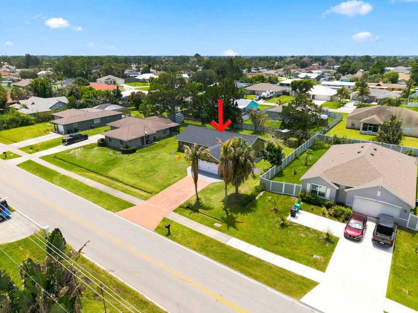 Don't miss this beautifully maintained 3-bedroom, 2-bath home - photo 33