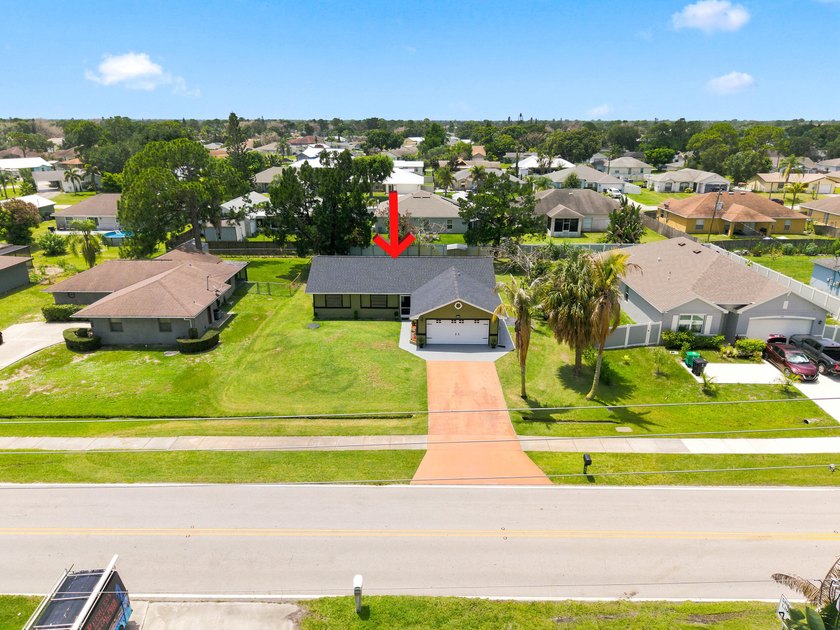 Don't miss this beautifully maintained 3-bedroom, 2-bath home - photo 35