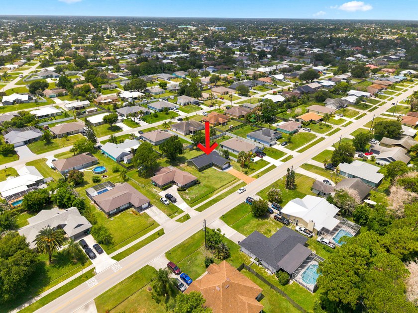 Don't miss this beautifully maintained 3-bedroom, 2-bath home - photo 36