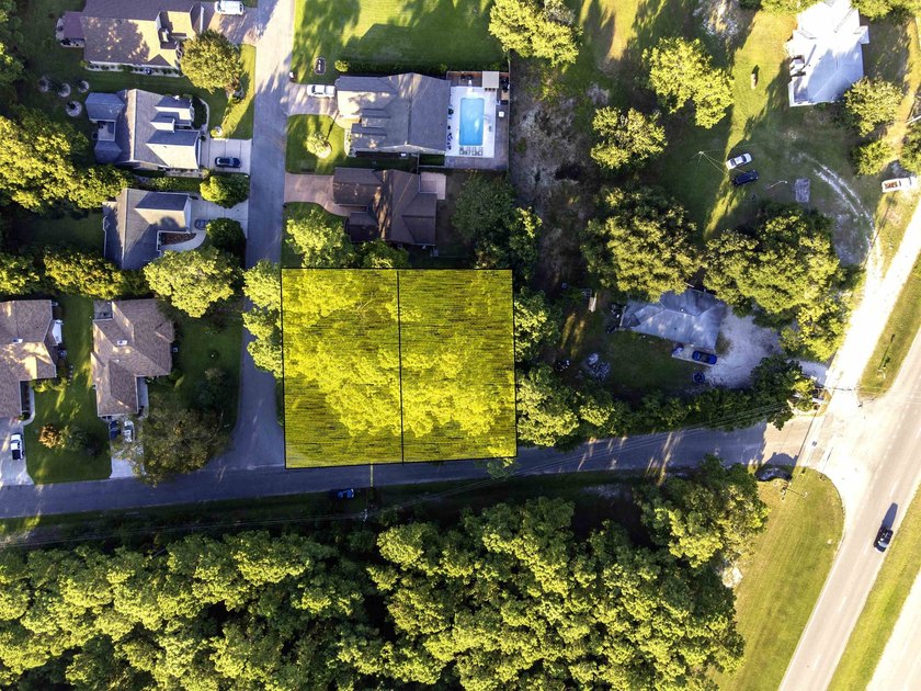 This rare lot offers the perfect setting to build your dream - photo 5