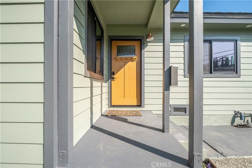 Welcome to your future home at 25710 Crest Rd, a true *Honey - photo 15