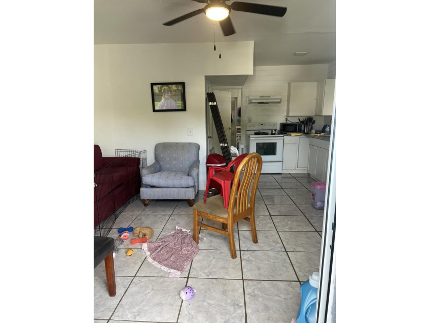Welcome to this fantastic investment opportunity under normal - photo 5