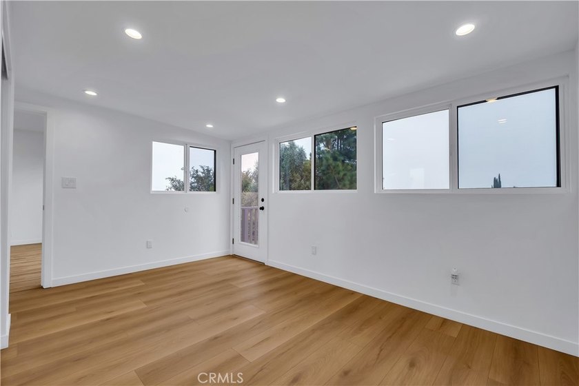 Welcome to your future home at 25710 Crest Rd, a true *Honey - photo 46