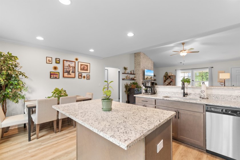 Welcome to 116 Kingston Bluff Rd., Longs, SC!! This well - photo 9