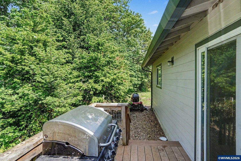Perched above the Willamette River in Canby, this rare 7.46-acre - photo 18
