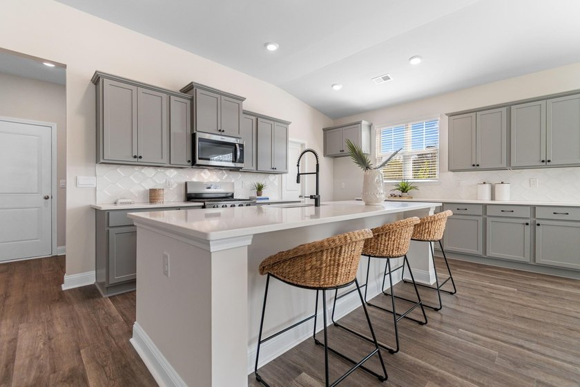 Welcome Brunswick Plantation! A gated community with 24 hours - photo 5