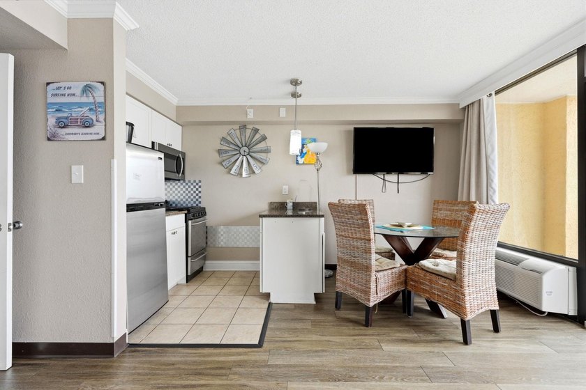 Welcome to Caravelle Resort, one of Myrtle Beach's most iconic - photo 3