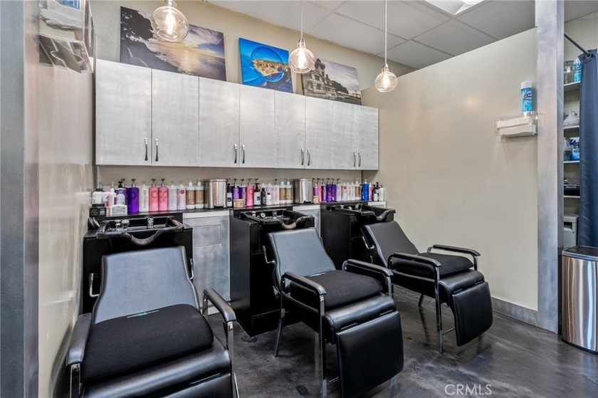 This salon allows the perfect opportunity for the next operator - photo 15