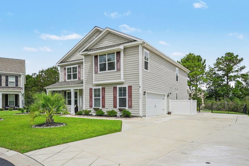 Welcome to this exceptional 6-bedroom, 3.5-bath home nestled on - photo 4
