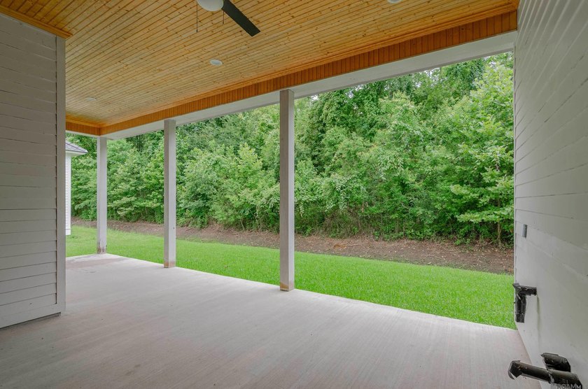 Picture brick sidewalks, front porch swings, and neighbors who - photo 28