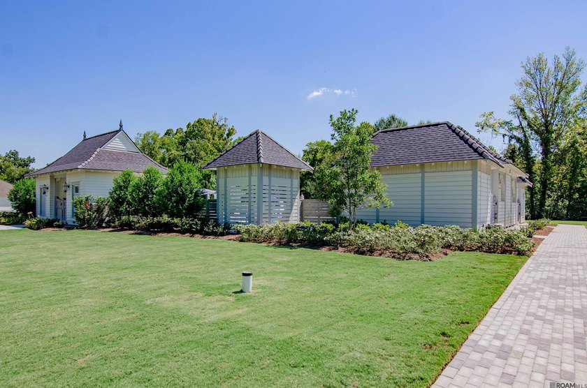 Picture brick sidewalks, front porch swings, and neighbors who - photo 31