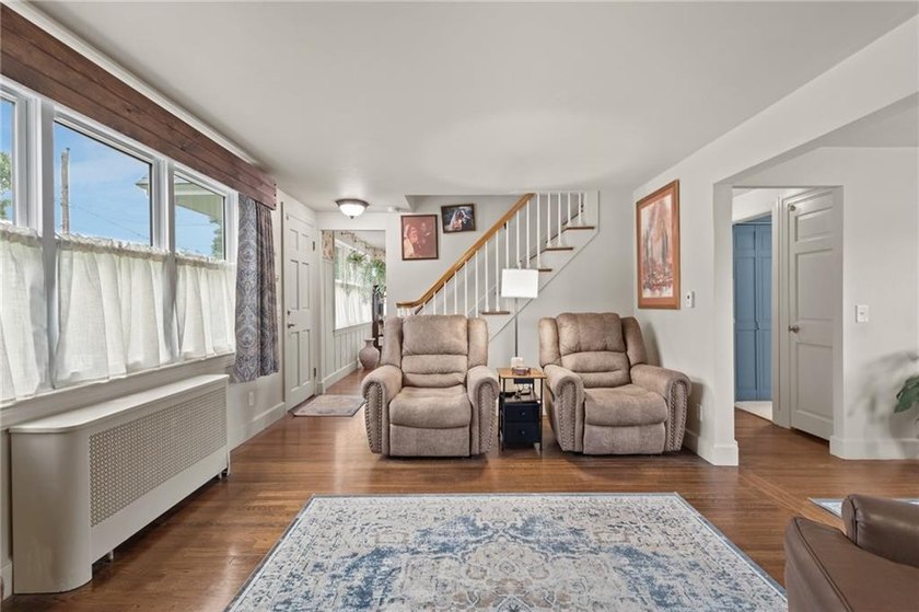 Welcome home to this beautifully maintained full-dormered Cape - photo 6