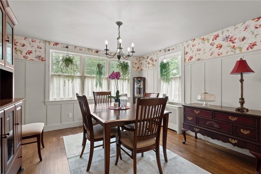 Welcome home to this beautifully maintained full-dormered Cape - photo 9