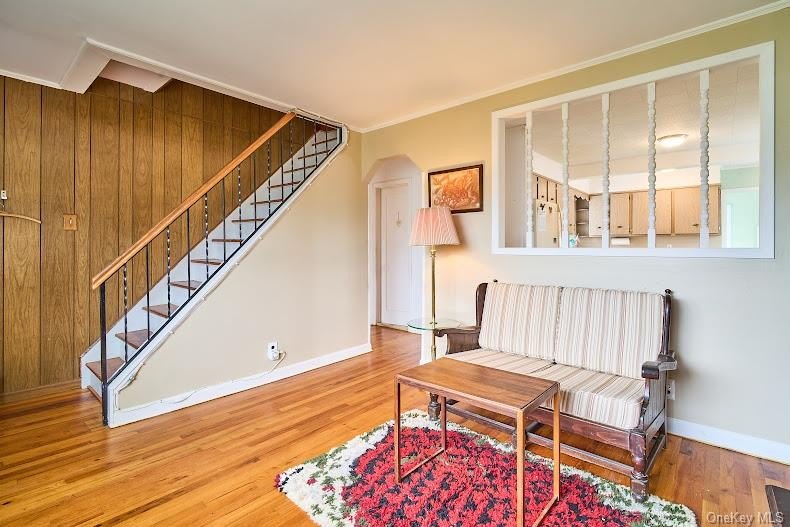 WELCOME TO 161 VAN BUREN STREET, WEST BABYLON... This delightful - photo 5
