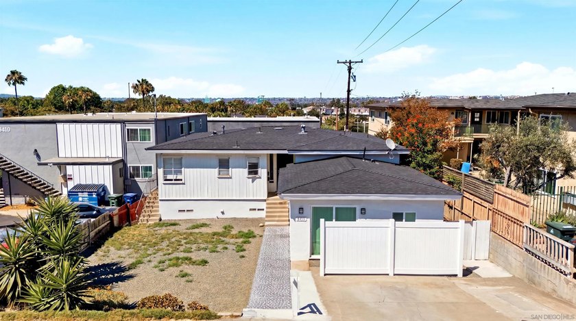 A rare Ocean Beach opportunity that works three ways: move in - photo 3