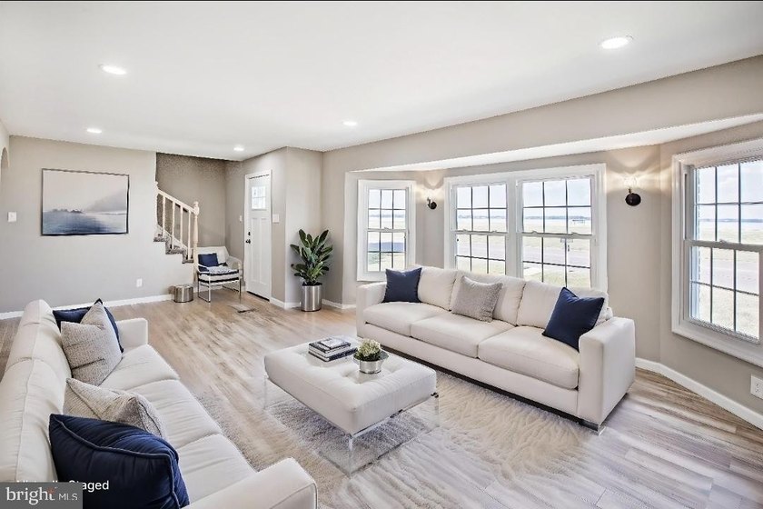 Looking for more home for your money? This beautifully renovated - photo 2