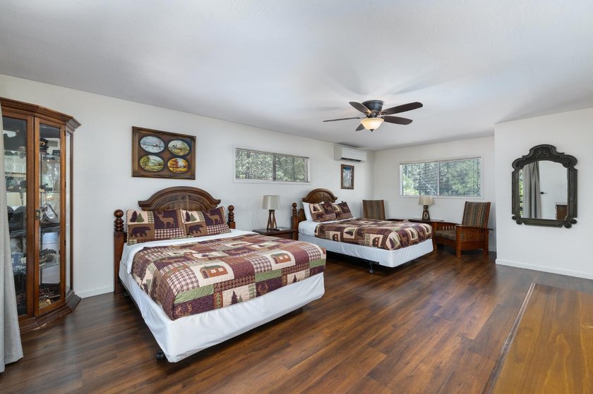 Opportunity awaits! This classic Bass Lake cabin offers the - photo 40