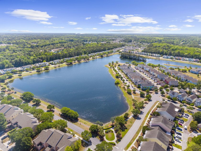 Whitney Lake is the kind of neighborhood people don't leave. And - photo 2