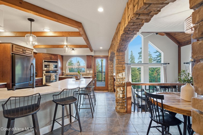 Welcome to your mountain escape in scenic Sagle, Idaho! This - photo 16
