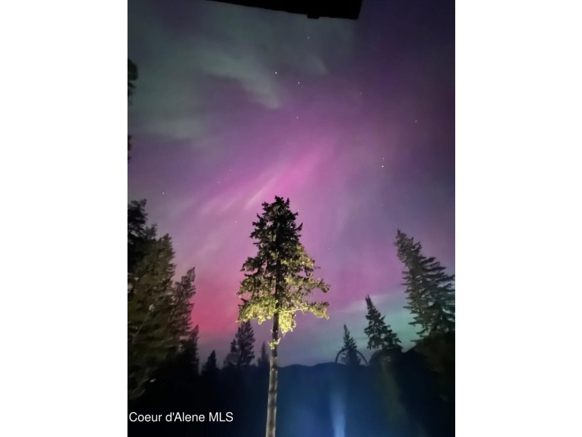 Welcome to your mountain escape in scenic Sagle, Idaho! This - photo 26