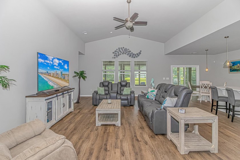Welcome to this beautiful 3-bedroom, 2.5-bath home Fully - photo 8
