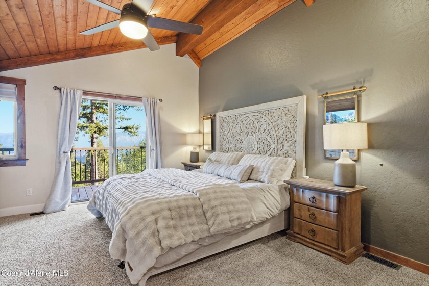 Welcome to your mountain escape in scenic Sagle, Idaho! This - photo 37