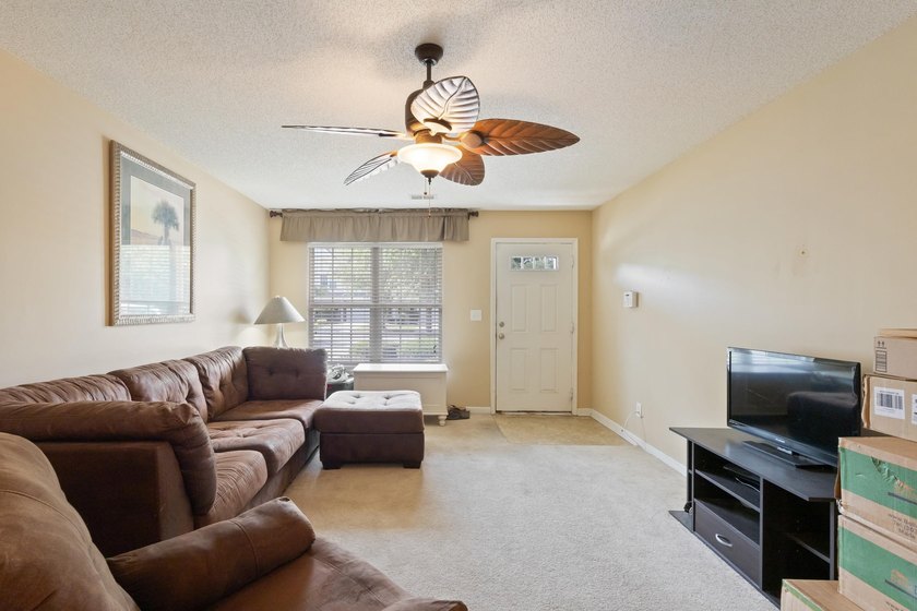 Don't miss this incredible opportunity to own a 3-bedroom - photo 10