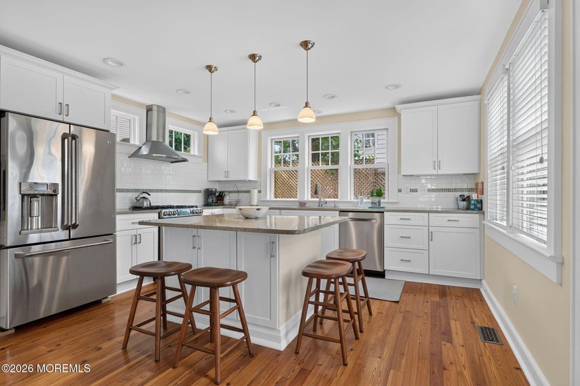Completely rebuilt (2016) 3 bedroom, 2 bath home in Ocean Grove - photo 21