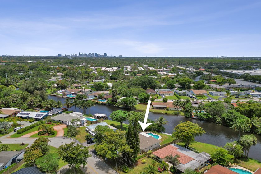 Sought after Lloyd Estates pool &amp; waterfront home across from - photo 29