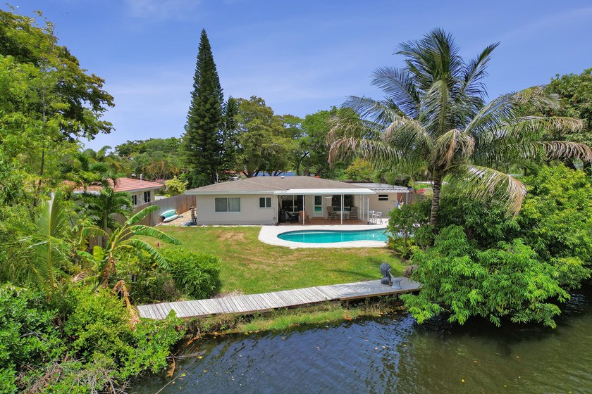 Sought after Lloyd Estates pool &amp; waterfront home across from - photo 31