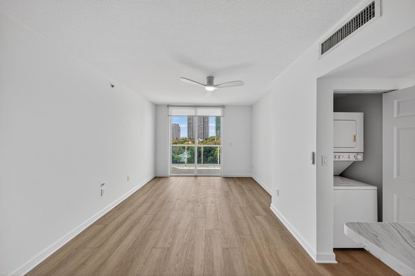 Live in the heart of Brickell and enjoy the ultimate Miami - photo 18