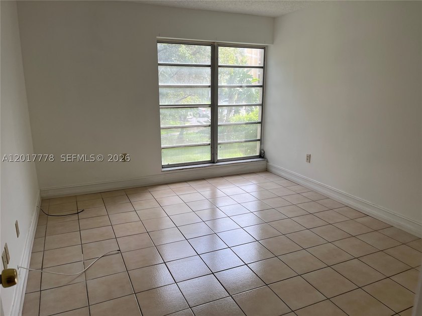 Rented for $1,800 until April 2027 ****Spacious Parkview Condo 1 - photo 5
