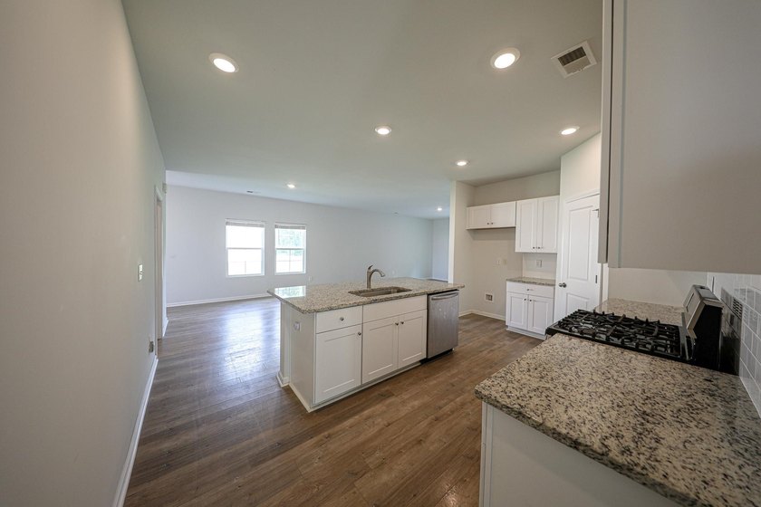 Welcome to this 4-bedroom, 2-bath home with a 2-car garage - photo 6