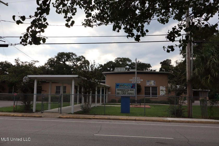 Prime Gulf Coast dirt-positioned in one of South Pascagoula's - photo 12