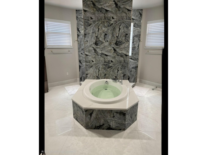 Welcome to one of the most impressive lakefront properties in - photo 12