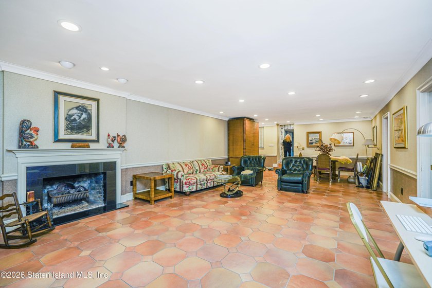 Nestled in prestigious Grymes Hill, this timeless residence is - photo 26