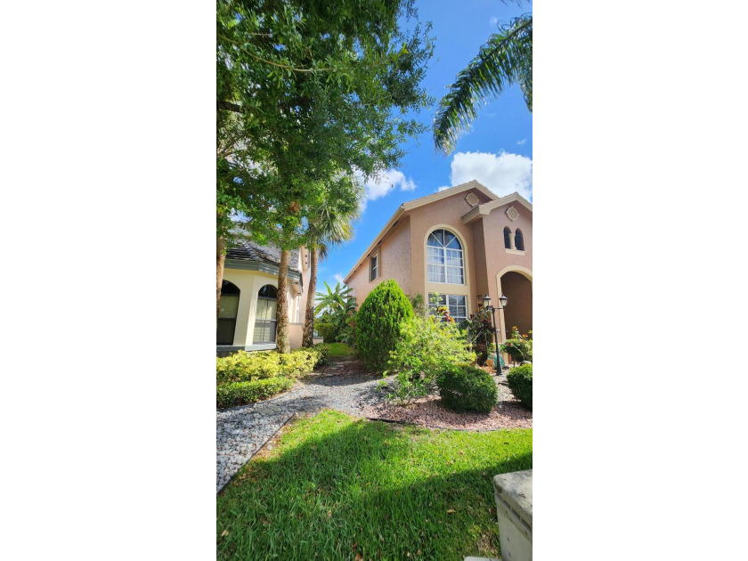 Welcome to one of the most impressive lakefront properties in - photo 46